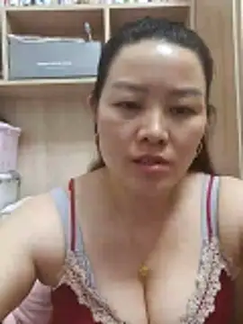 Snapshot of Jennie_dogy chatting on 06/16/26, 01:14 Jennie dogy online show from 06/16/26, 01:14