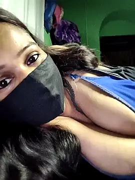 V-Hot-Suity online show from 04/23/26, 11:18