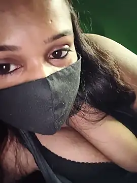 V-Hot-Suity online show from 07/27/26, 10:50
