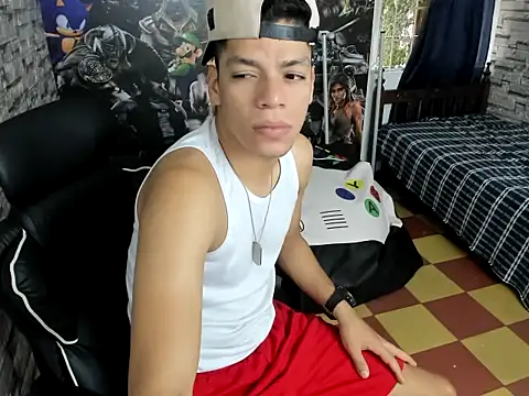 Snapshot of Andres_sant_ chatting on 02/06/26, 09:51 Andres sant online show from 02/06/26, 09:51