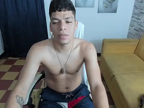 Snapshot of Andres_sant_ chatting on 02/24/26, 01:58 Andres sant online show from 02/24/26, 01:58