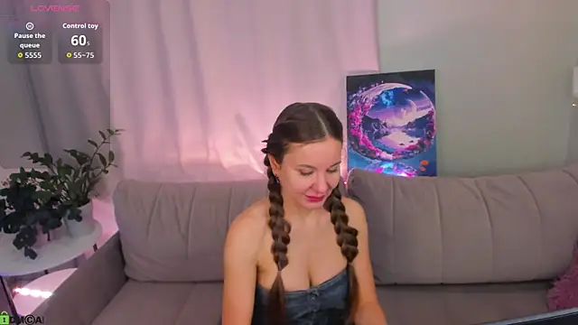 Snapshot of Katrina_Jones_ chatting on 02/22/26, 11:31 Katrina Jones online show from 02/22/26, 11:31