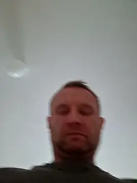 Tommyzzzzzz online show from 05/18/26, 02:23