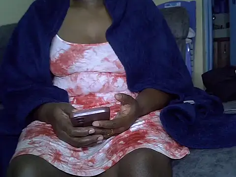 Snapshot of Sbusie44 chatting on 02/23/26, 08:39 Sbusie44 online show from 02/23/26, 08:39