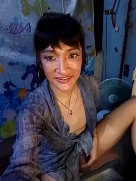 GeorginaLove09 online show from 04/22/26, 06:20