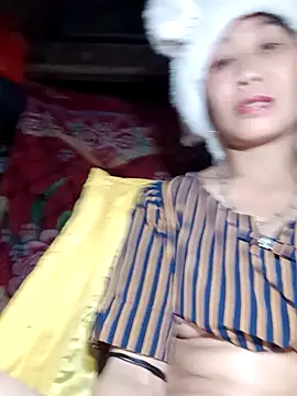 Snapshot of witch-xx chatting on 02/23/26, 12:46 witch-xx online show from 02/23/26, 12:46