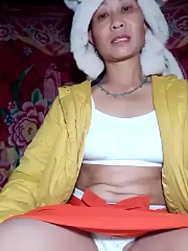 Snapshot of witch-xx chatting on 02/25/26, 06:06 witch-xx online show from 02/25/26, 06:06