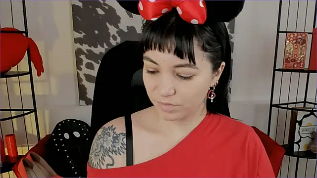 Snapshot of NeoGeisha chatting on 02/13/26, 10:22 NeoGeisha online show from 02/13/26, 10:22