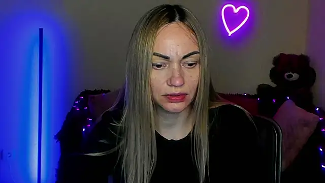 BlondMikey22 online show from 04/19/26, 05:23