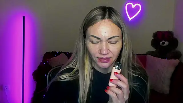 BlondMikey22 online show from 04/22/26, 05:25