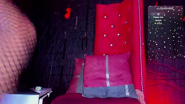 Snapshot of hottie_cristall chatting on 02/27/26, 12:32 hottie cristall online show from 02/27/26, 12:32