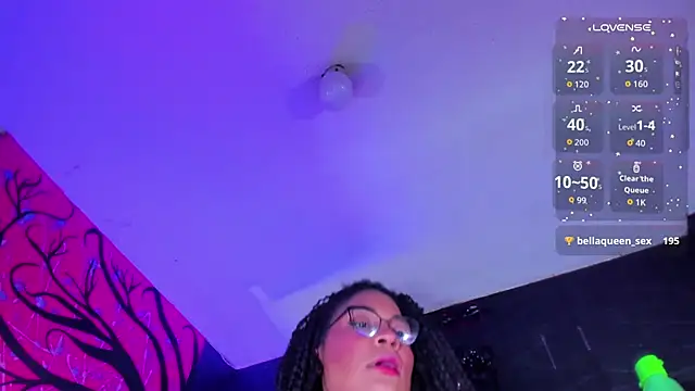 hottie cristall online show from 05/12/26, 11:40