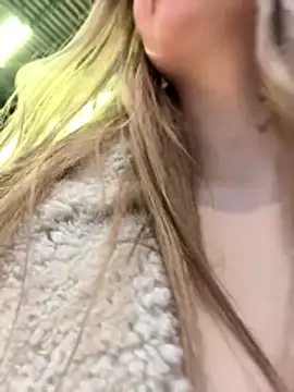 blonde exe online show from 04/21/26, 03:17