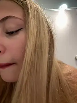 blonde exe online show from 08/06/26, 02:08