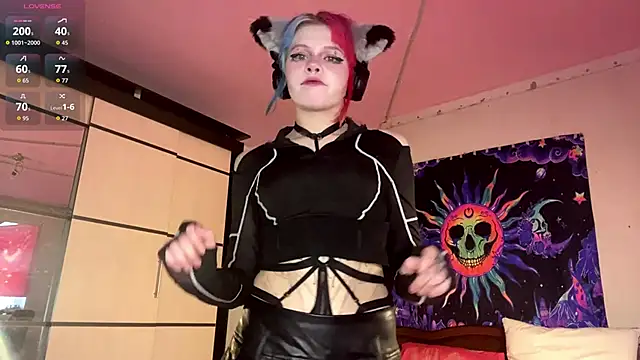 Snapshot of MeowMixer chatting on 02/27/26, 02:39 MeowMixer online show from 02/27/26, 02:39