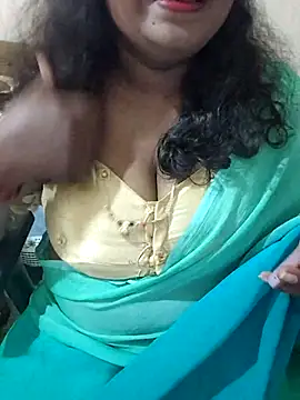 Snapshot of Archana_achu143 chatting on 02/15/26, 07:27 Archana achu143 online show from 02/15/26, 07:27