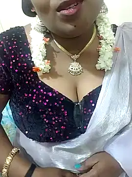 Snapshot of Archana_achu143 chatting on 05/22/26, 06:24 Archana achu143 online show from 05/22/26, 06:24