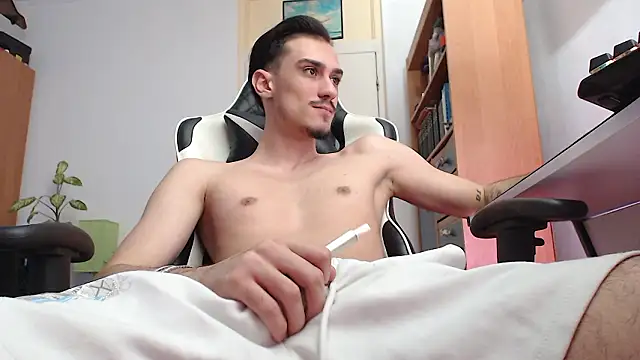 silasluxor online show from 03/22/26, 10:40