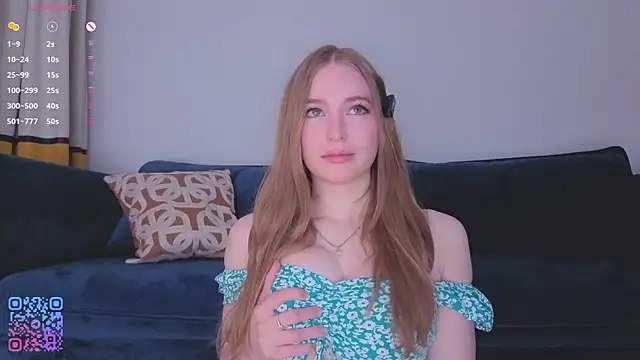 RowenaIanniello online show from 04/11/26, 02:38