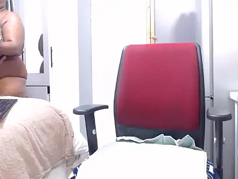 MissConniexxx online show from 04/23/26, 08:11