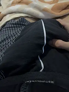 Snapshot of bigdick_bigcum1 chatting on 02/26/26, 01:21 bigdick bigcum1 online show from 02/26/26, 01:21