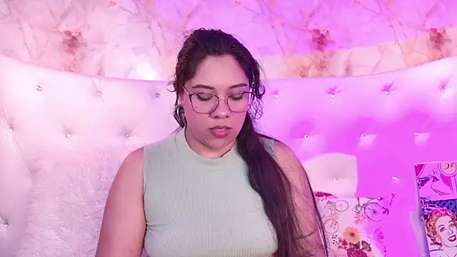 SasshaSpicy online show from 04/08/26, 01:33