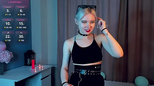 GoldenLenarz online show from 04/04/26, 11:08