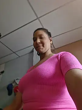 Snapshot of morenaasa chatting on 03/26/26, 05:18 morenaasa online show from 03/26/26, 05:18