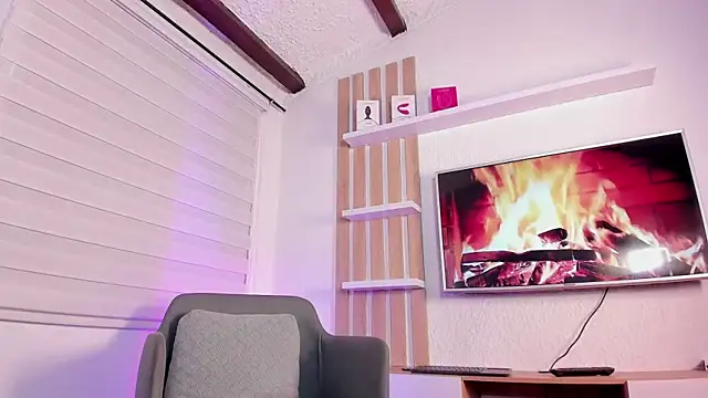 EloiseClairmont online show from 03/26/26, 06:02