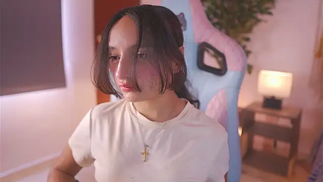  emily jonexs online show from 02/05/26, 03:27