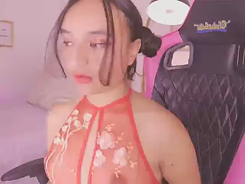  emily jonexs online show from 07/14/26, 05:07