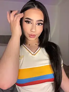 Snapshot of Sofiia_Vegaa chatting on 06/28/26, 01:44 Sofiia Vegaa online show from 06/28/26, 01:44