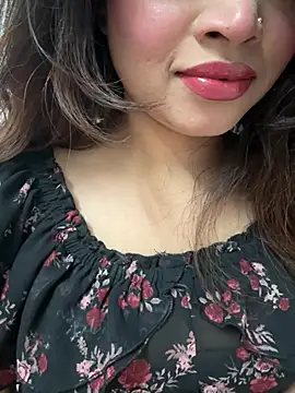 riya sharma11 online show from 03/04/26, 04:02