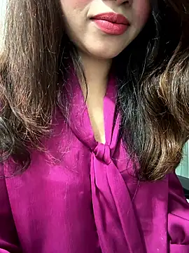 riya sharma11 online show from 04/18/26, 07:07