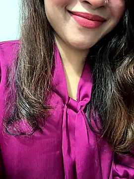 riya sharma11 online show from 04/18/26, 07:58