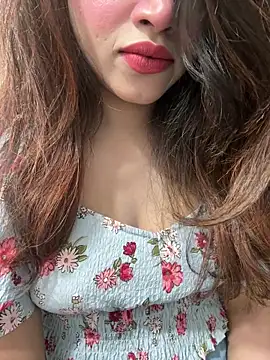 riya sharma11 online show from 04/23/26, 05:26