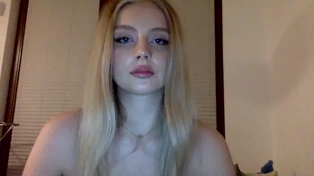 MayaWetDream online show from 03/17/26, 09:18