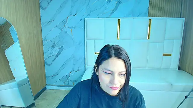 rox luxury tf online show from 04/20/26, 01:25