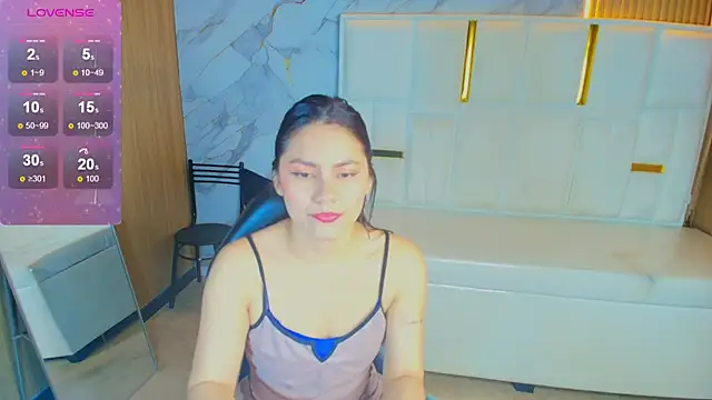 rox luxury tf online show from 04/23/26, 01:24