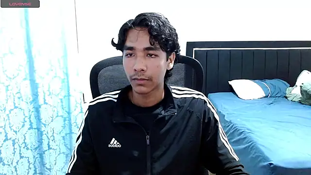 Pedestal diamant online show from 04/19/26, 11:40