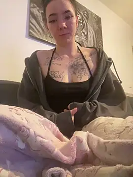 zoeelovee online show from 02/27/26, 08:31