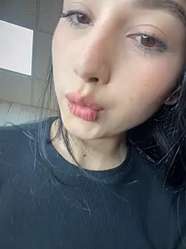 BadLilAngelXXX online show from 04/04/26, 01:08