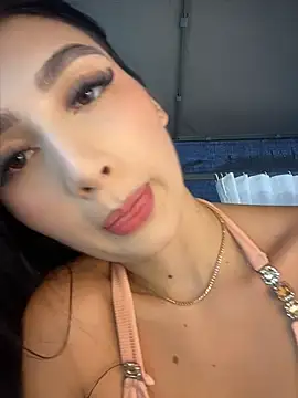 BadLilAngelXXX online show from 04/21/26, 01:17