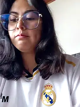 Snapshot of Mari-98 chatting on 02/09/26, 06:01 Mari-98 online show from 02/09/26, 06:01