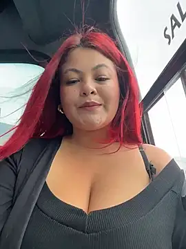 Snapshot of Lia-Moon77 chatting on 02/13/26, 06:26 Lia-Moon77 online show from 02/13/26, 06:26