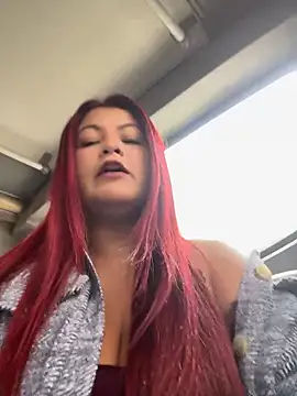 Lia-Moon77 online show from 04/01/26, 07:00