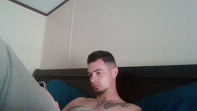 midnightsinz online show from 04/07/26, 07:36