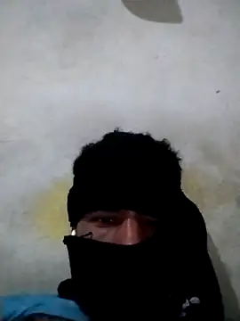 UnsureSlide online show from 03/26/26, 02:39