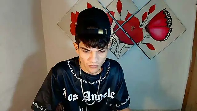 Jesshot bigcock20cm online show from 07/24/26, 03:04