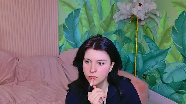 Snapshot of Milana_Bold chatting on 02/15/26, 08:38 Milana Bold online show from 02/15/26, 08:38